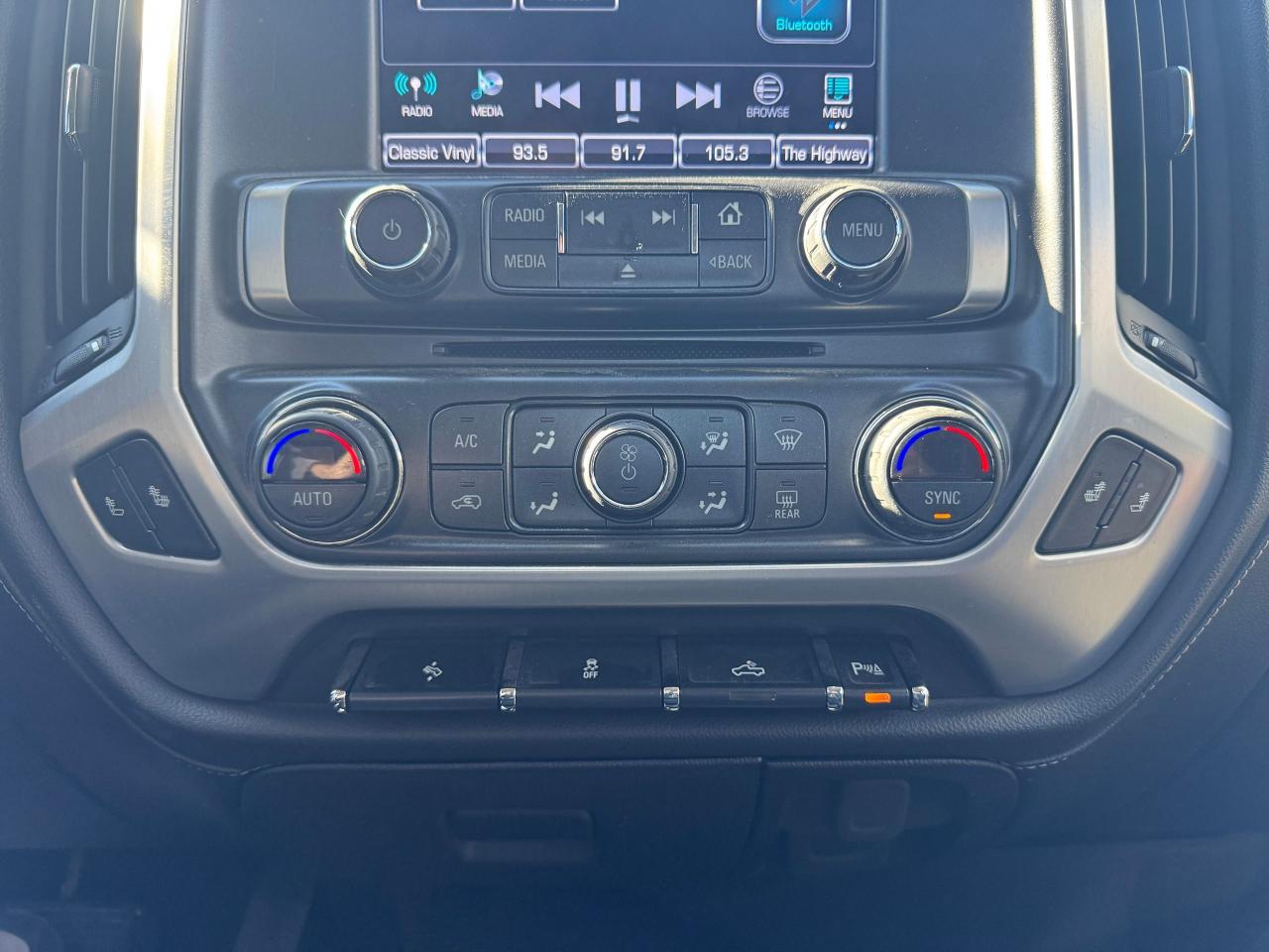2018 GMC Sierra 1500 4WD DOUBLE CAB 143.5" SLE - Photo #15