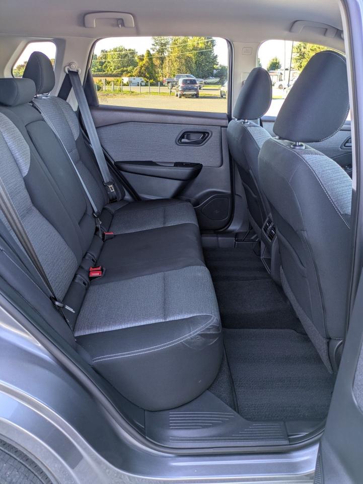 2021 Nissan Rogue S - Photo #16