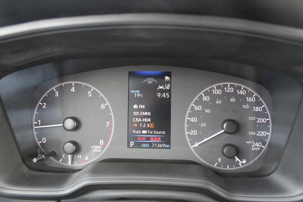 2023 Toyota Corolla Cross LE - Photo #11