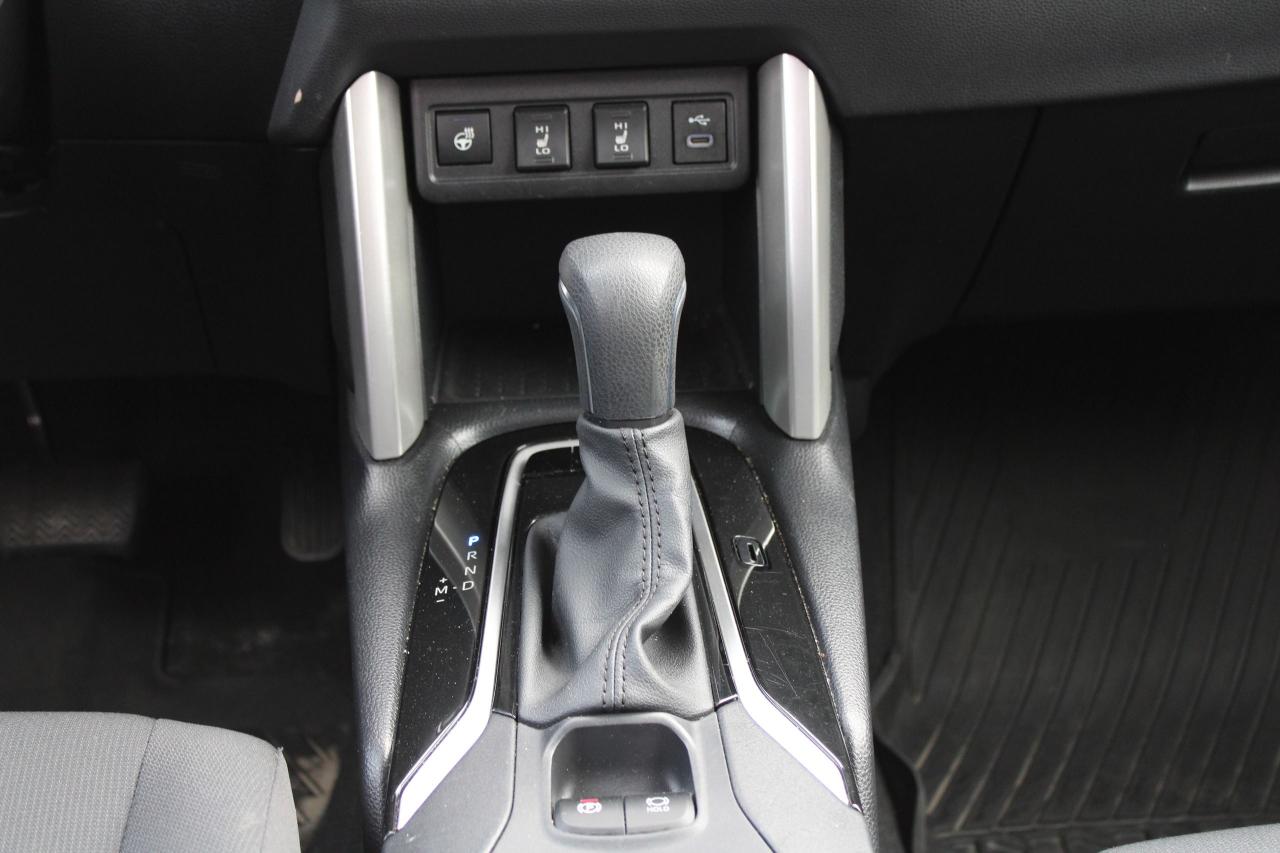 2023 Toyota Corolla Cross LE - Photo #16