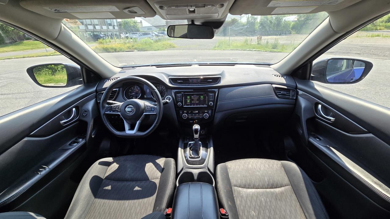 2019 Nissan Rogue SV AWD - Photo #15