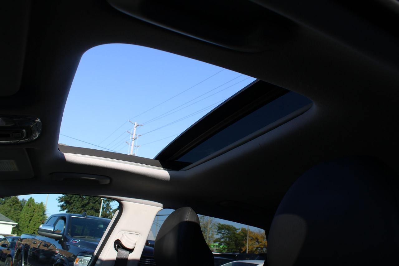 2024 Hyundai KONA 2.0L Preferred AWD w/Trend Package Photo4