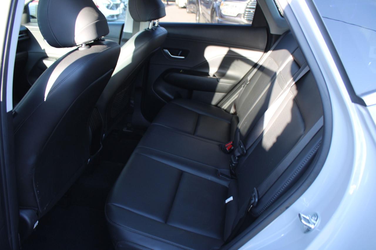 2024 Hyundai KONA 2.0L Preferred AWD w/Trend Package - Photo #6