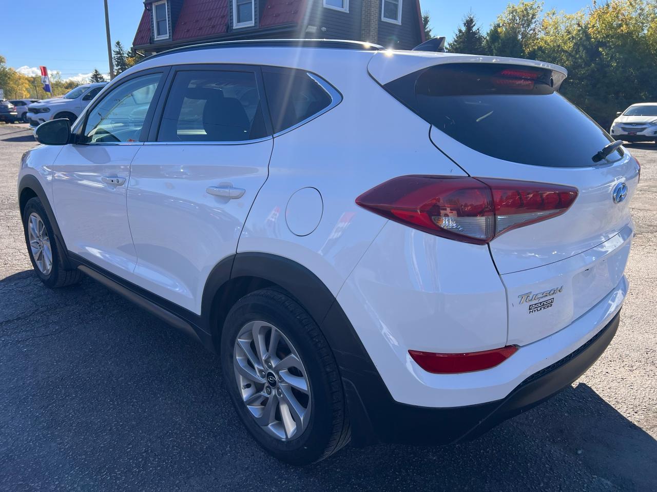 2016 Hyundai Tucson Luxury *83KM Photo5