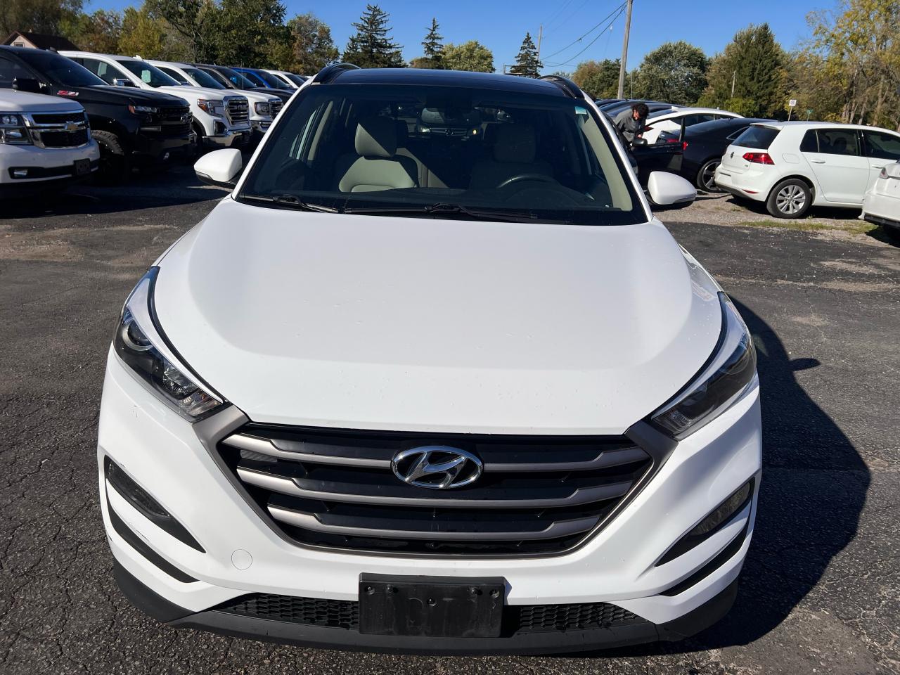 2016 Hyundai Tucson Luxury *83KM Photo9