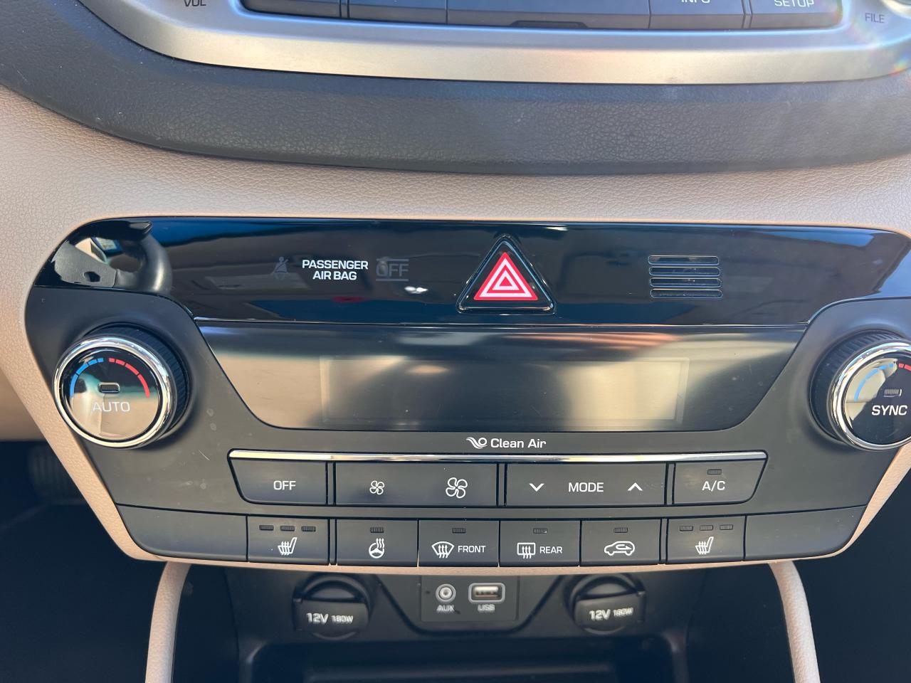 2016 Hyundai Tucson Luxury *83KM Photo24
