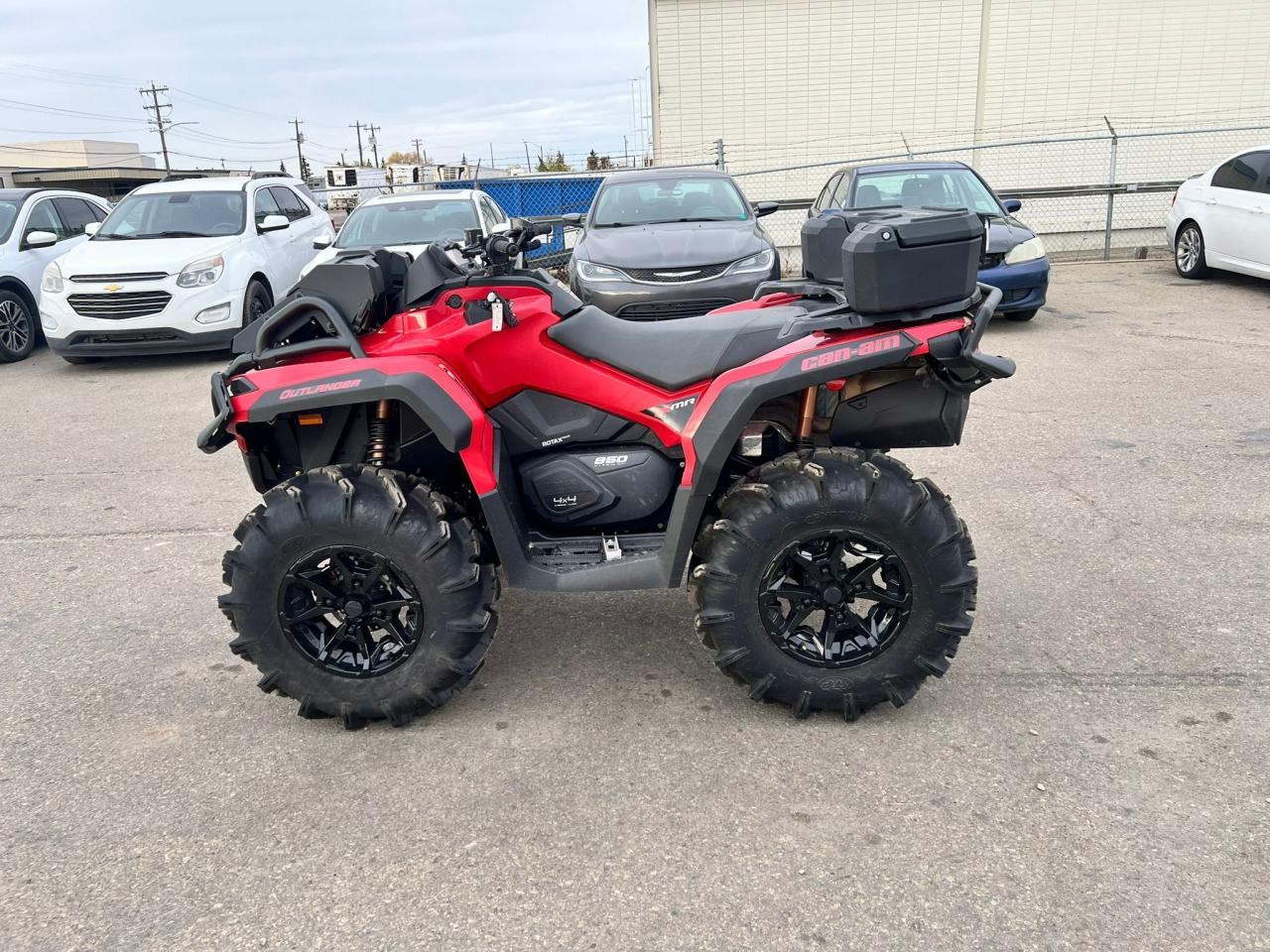 2024 Can-Am Outlander 850 XMR   - Photo #7