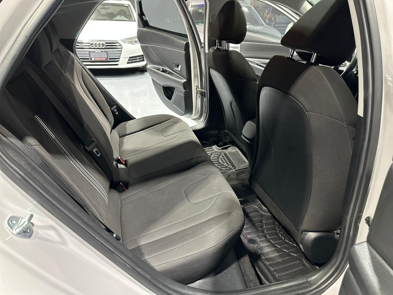 2023 Hyundai Elantra Preferred - Photo #9