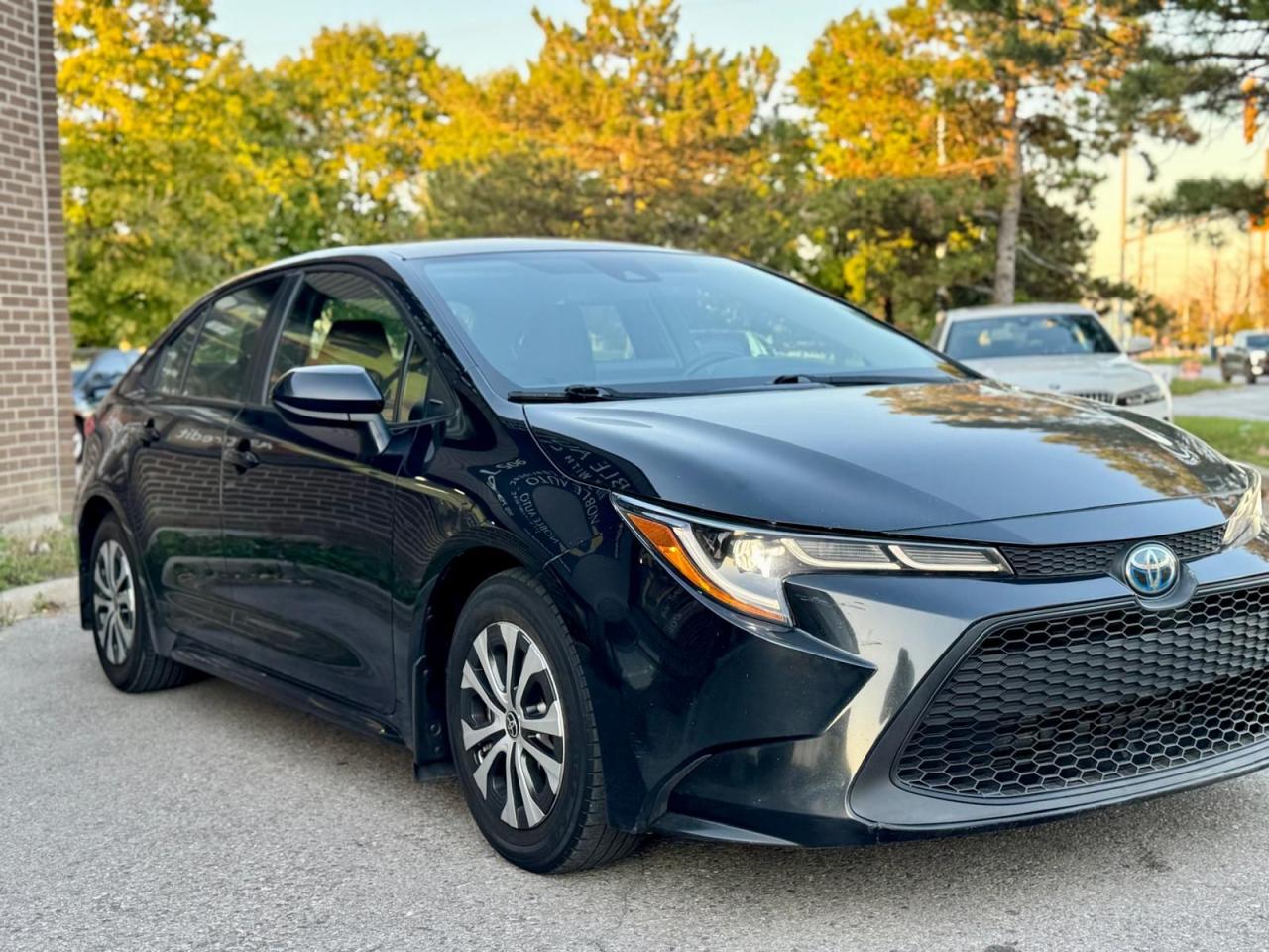 2022 Toyota Corolla Hybrid Photo4