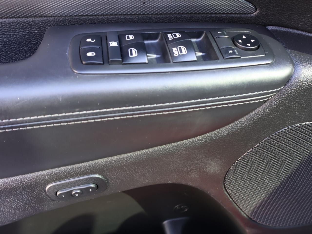 2019 Dodge Durango R/T AWD HEMI CERTIFIED CAMERA NAV BLUETOOTH LEATHER HEAT/COLD SEATS SUNROOF CRUISE ALLOYS - Photo #31