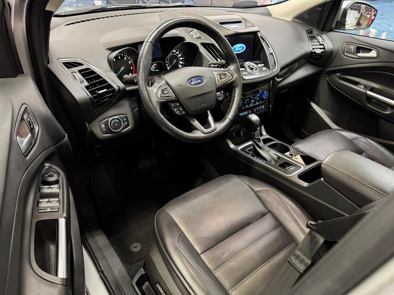 2017 Ford Escape Titanium+Panoramic Roof+GPS+BSM+ApplePlay Photo20