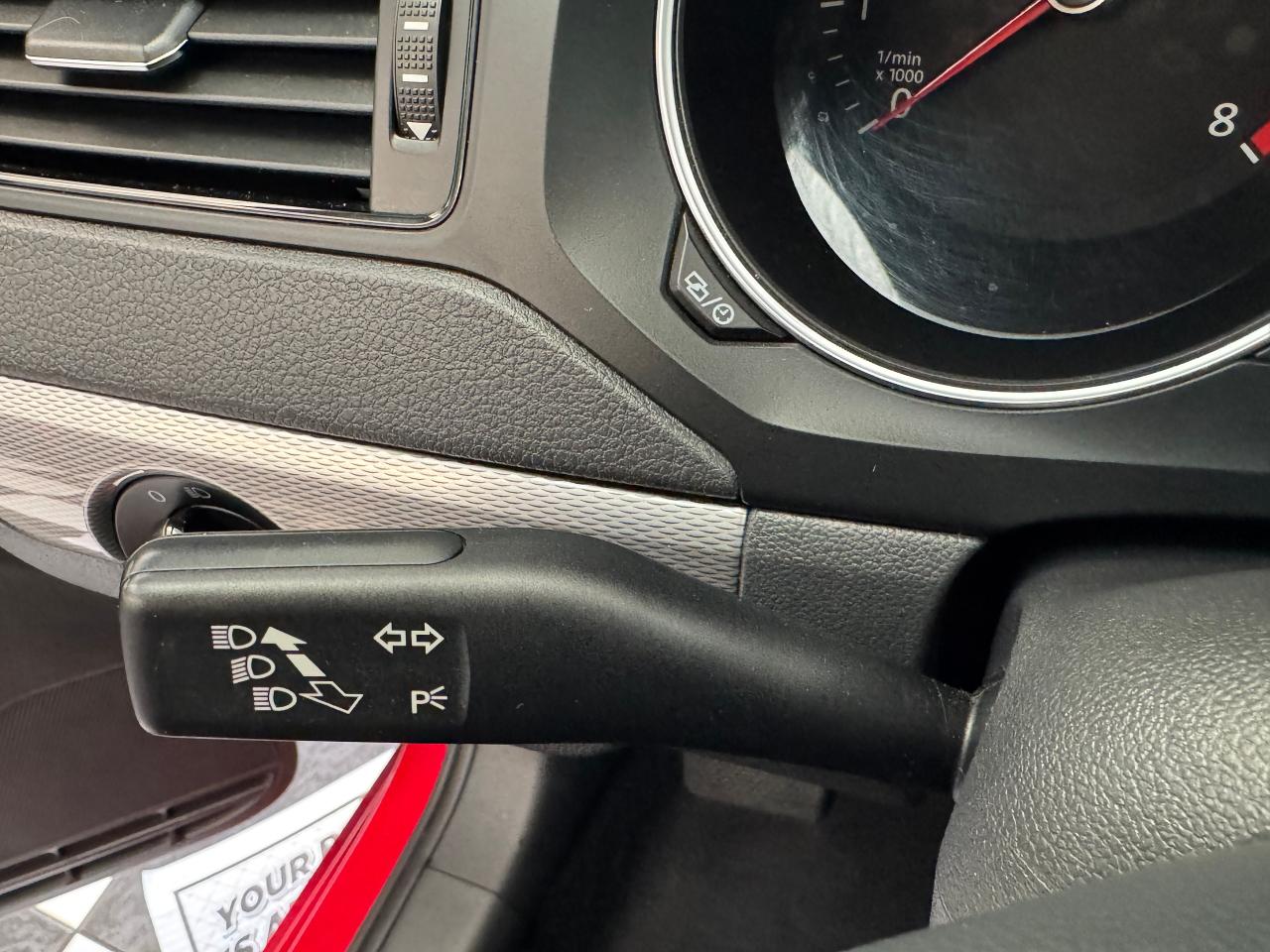 2016 Volkswagen Jetta 1.4 TSI Trendline+New Tires+Brakes+A/C+CAMERA - Photo #32