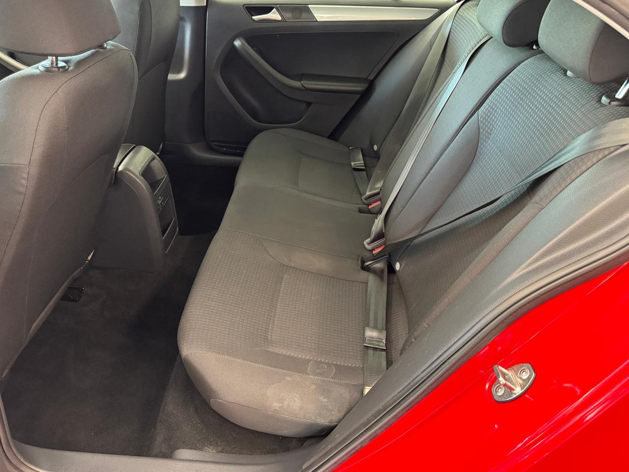 2016 Volkswagen Jetta 1.4 TSI Trendline+New Tires+Brakes+A/C+CAMERA Photo64