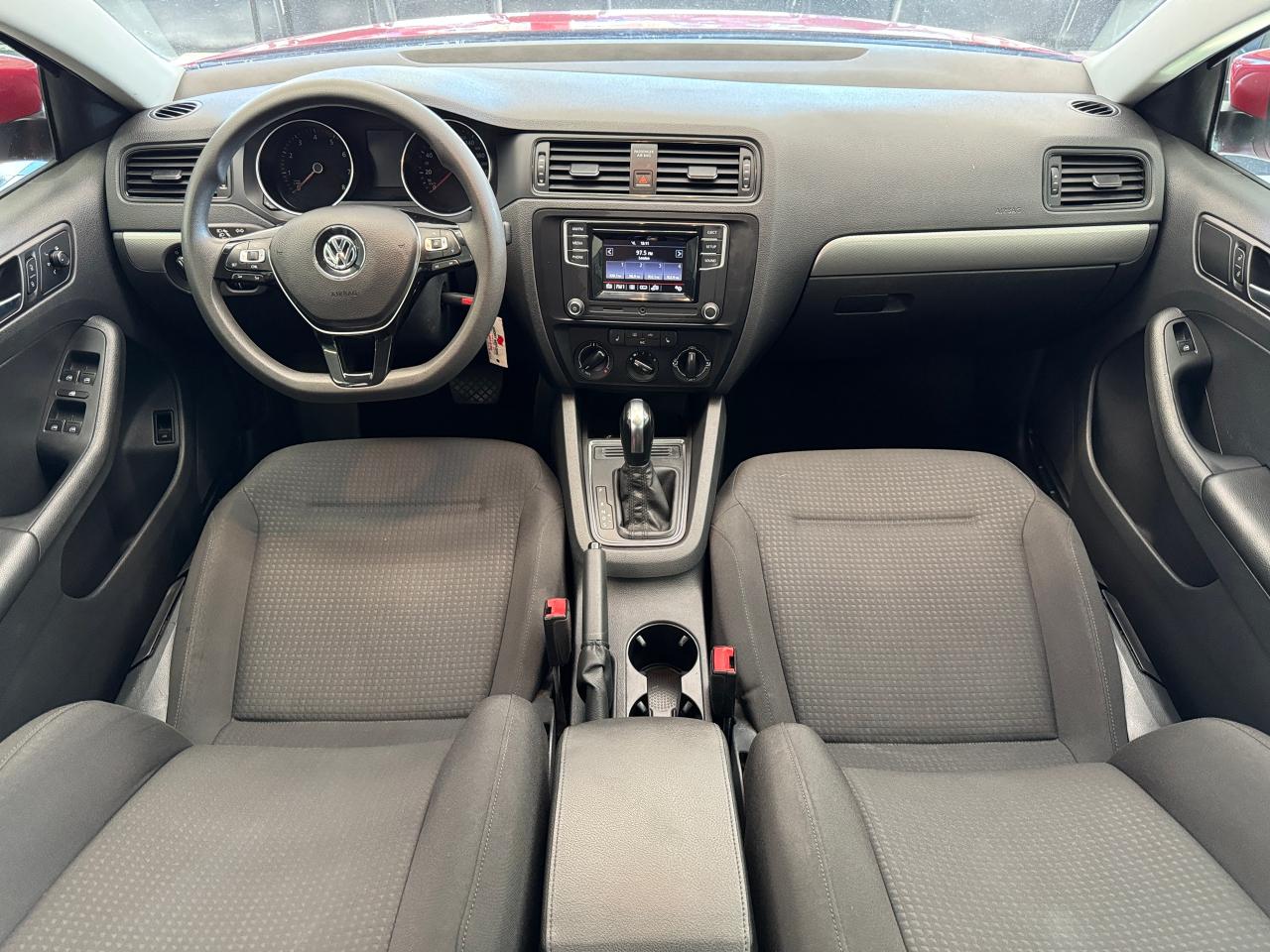 2016 Volkswagen Jetta 1.4 TSI Trendline+New Tires+Brakes+A/C+CAMERA Photo2