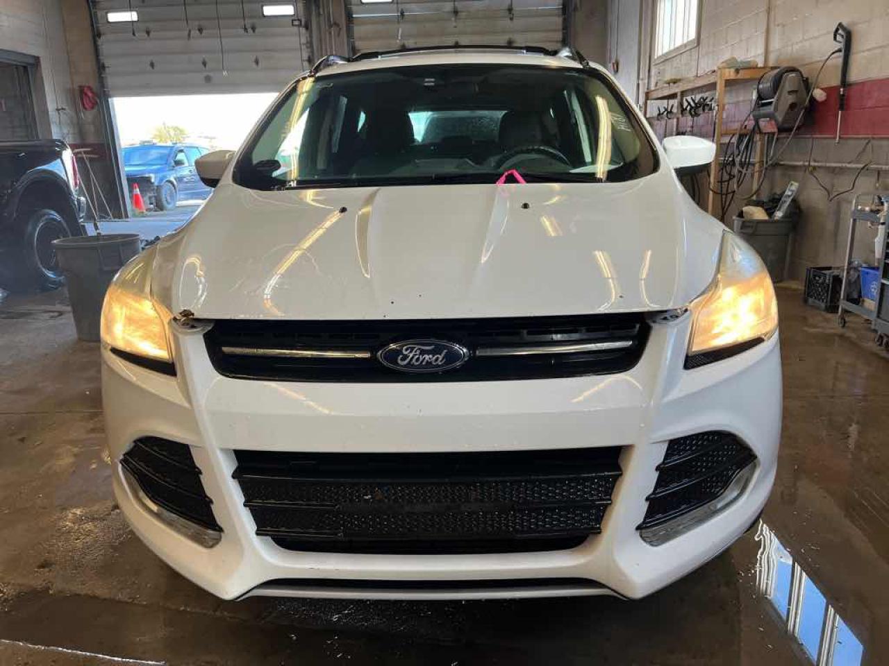 2013 Ford Escape SE - Photo #2