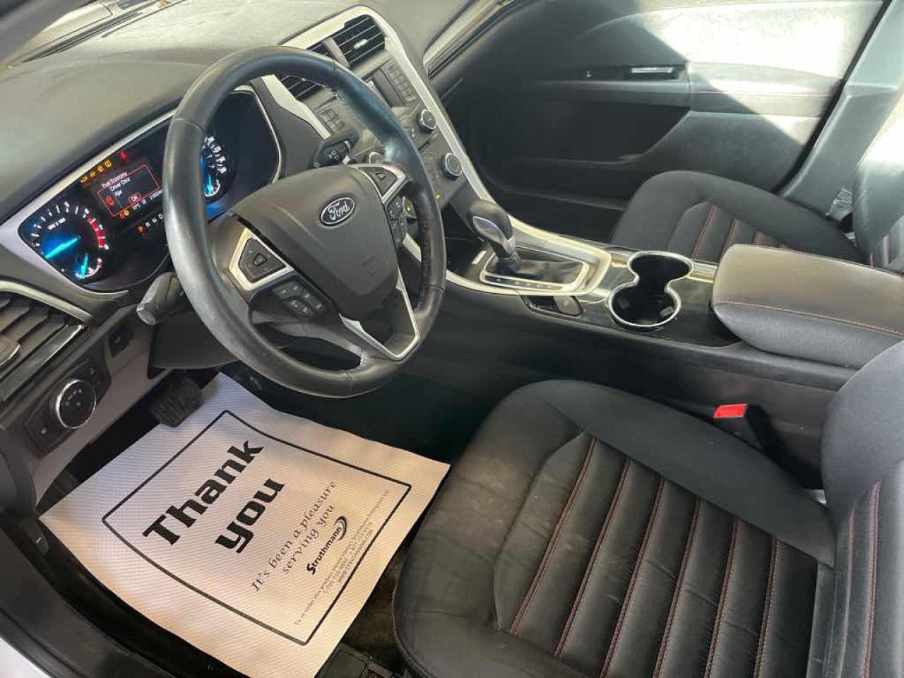2016 Ford Fusion  - Photo #8