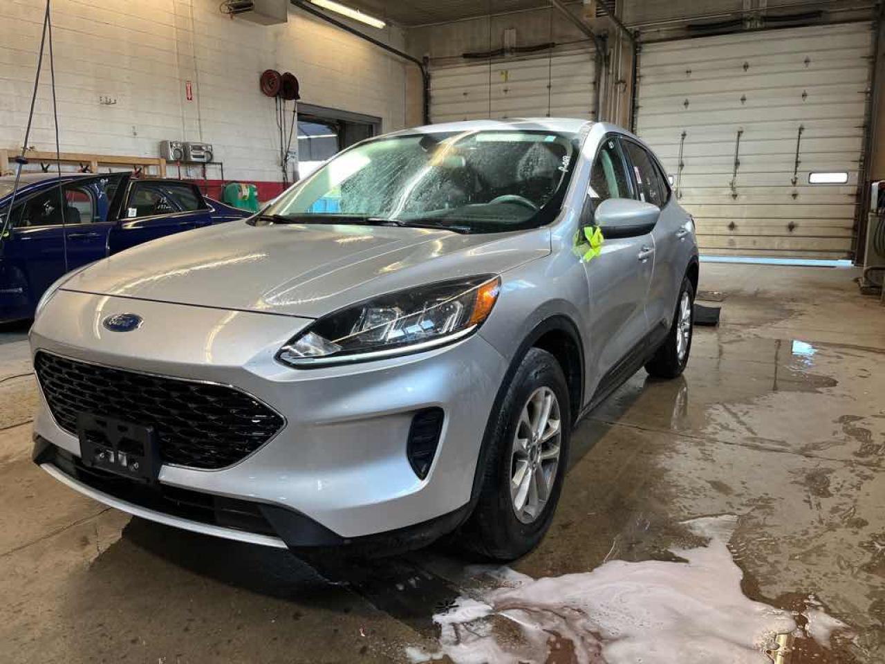 2020 Ford Escape SE - Photo #1