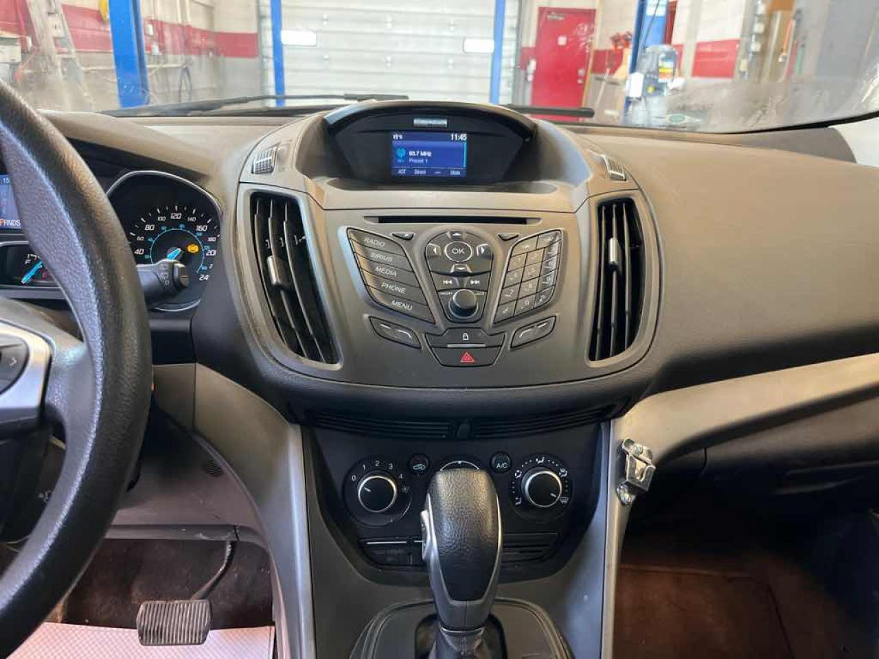 2014 Ford Escape SE - Photo #10