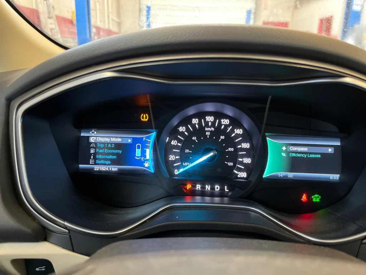 2014 Ford Fusion SE Hybrid - Photo #9
