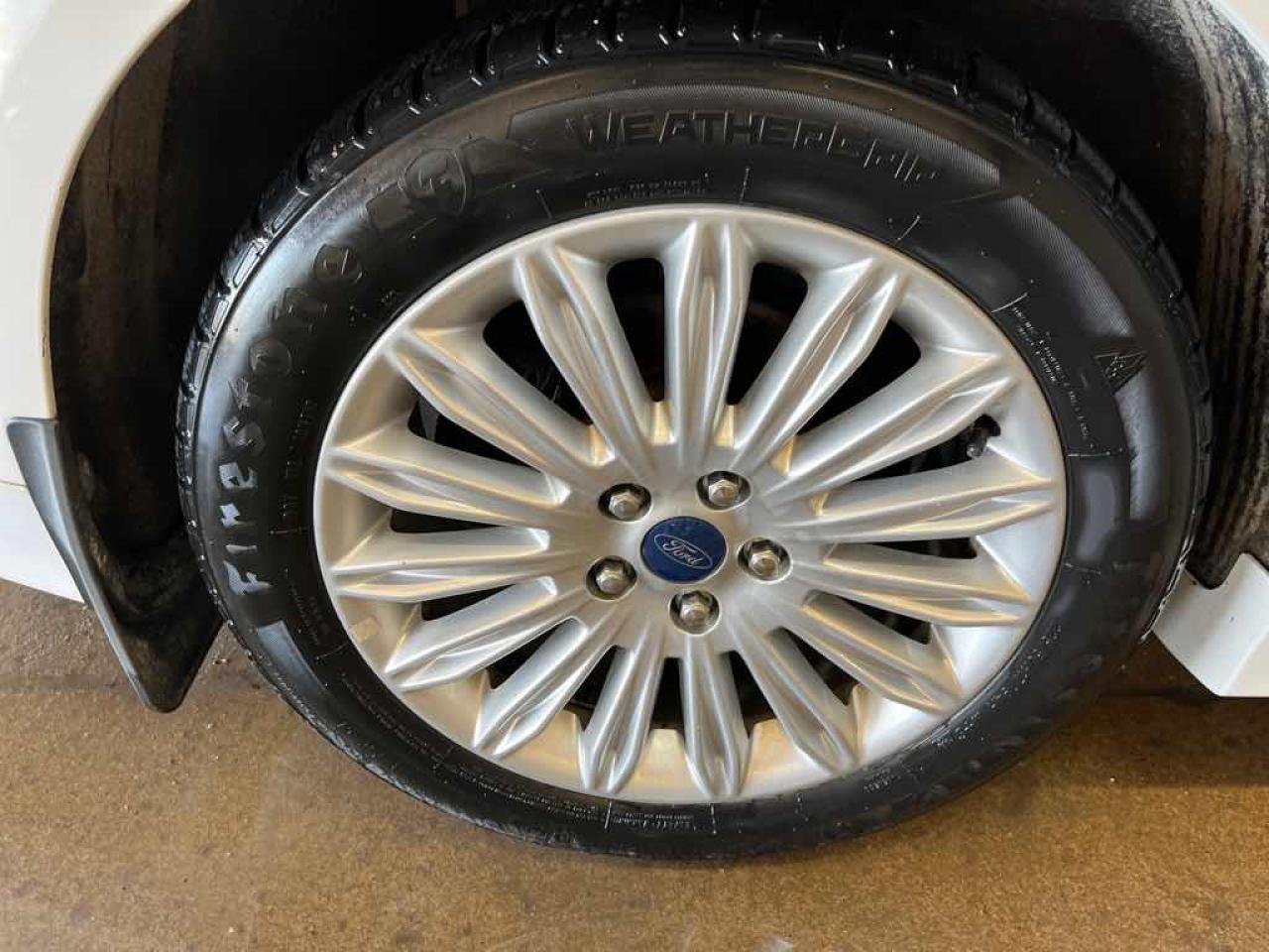 2014 Ford Fusion SE Hybrid - Photo #18