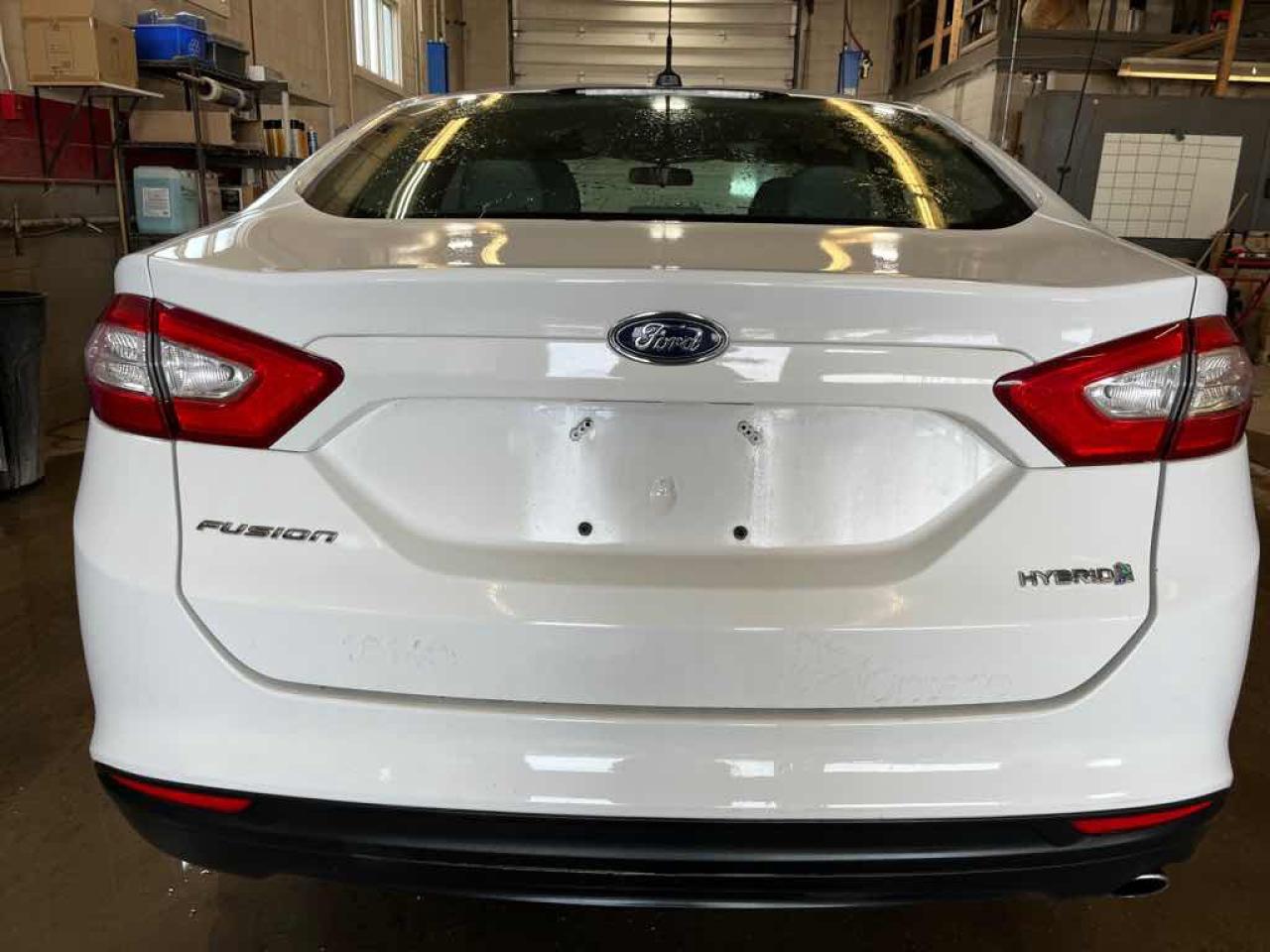 2014 Ford Fusion S Hybrid - Photo #5