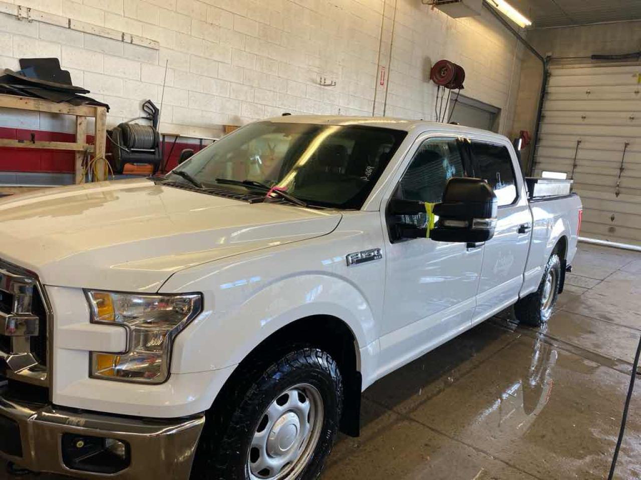2017 Ford F-150 SUPERCREW - Photo #1