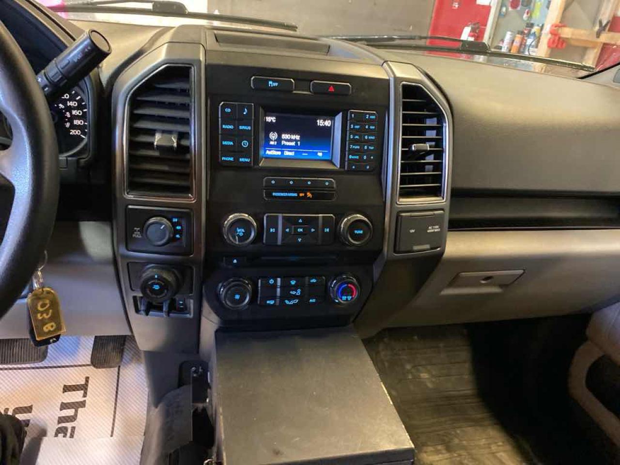 2017 Ford F-150 SUPERCREW - Photo #10