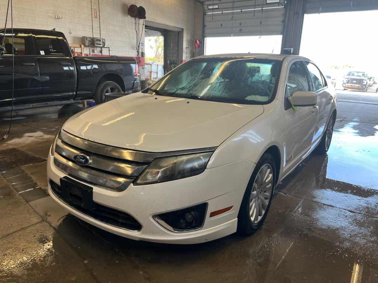 2012 Ford Fusion HYBRID - Photo #1