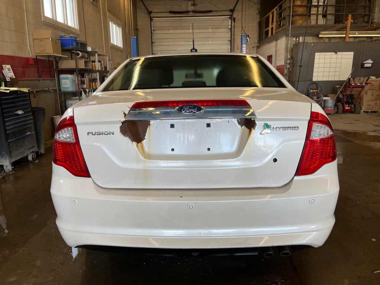 2012 Ford Fusion HYBRID - Photo #5