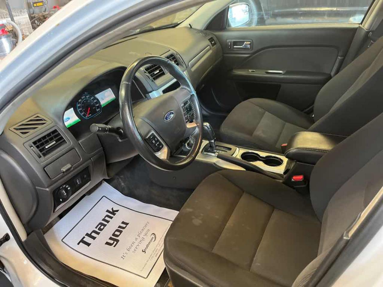 2012 Ford Fusion HYBRID - Photo #8