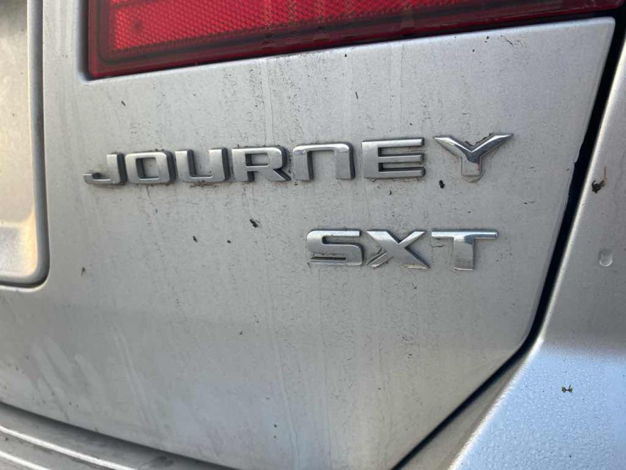 2010 Dodge Journey SXT - Photo #23