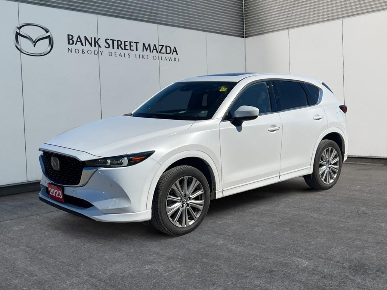 Used 2023 Mazda CX-5 Signature AWD for sale in Ottawa, ON