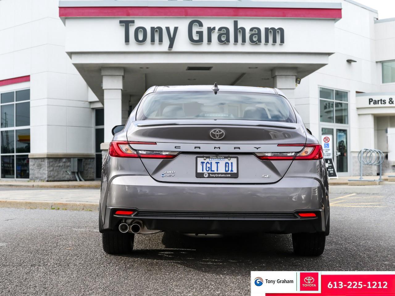 2026 Toyota Camry SE Upgrade Photo3