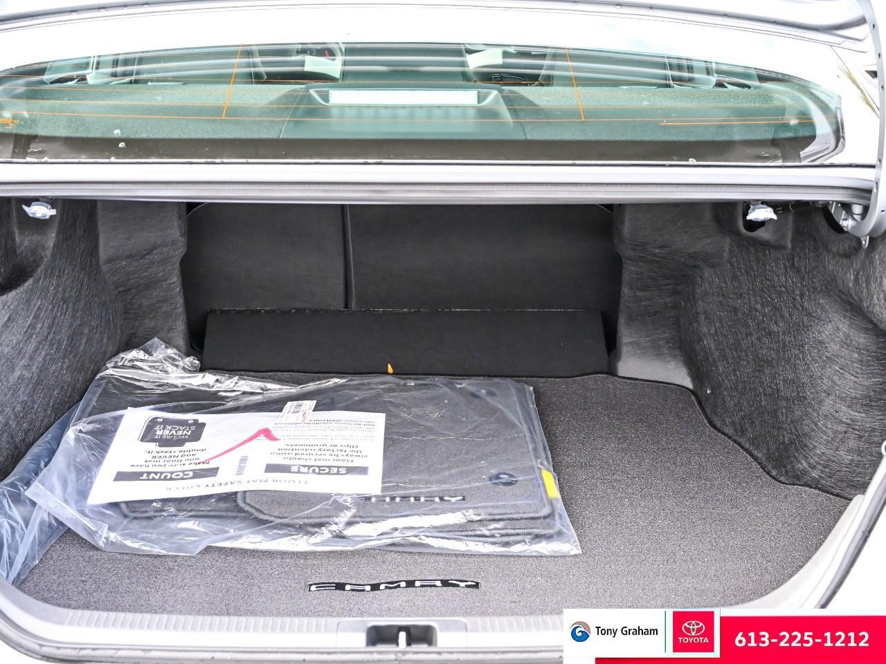 2026 Toyota Camry SE Upgrade Photo