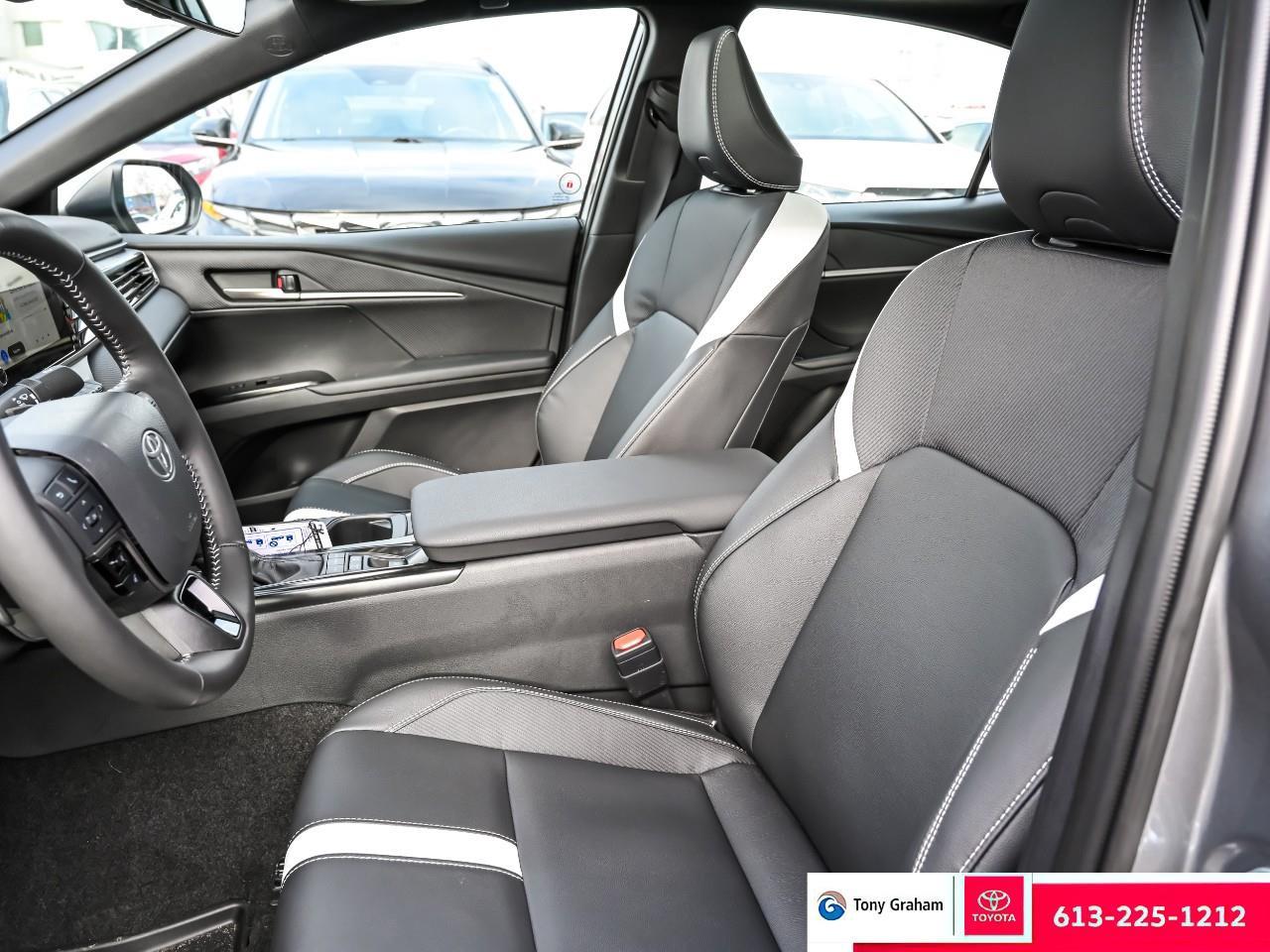 2026 Toyota Camry SE Upgrade Photo