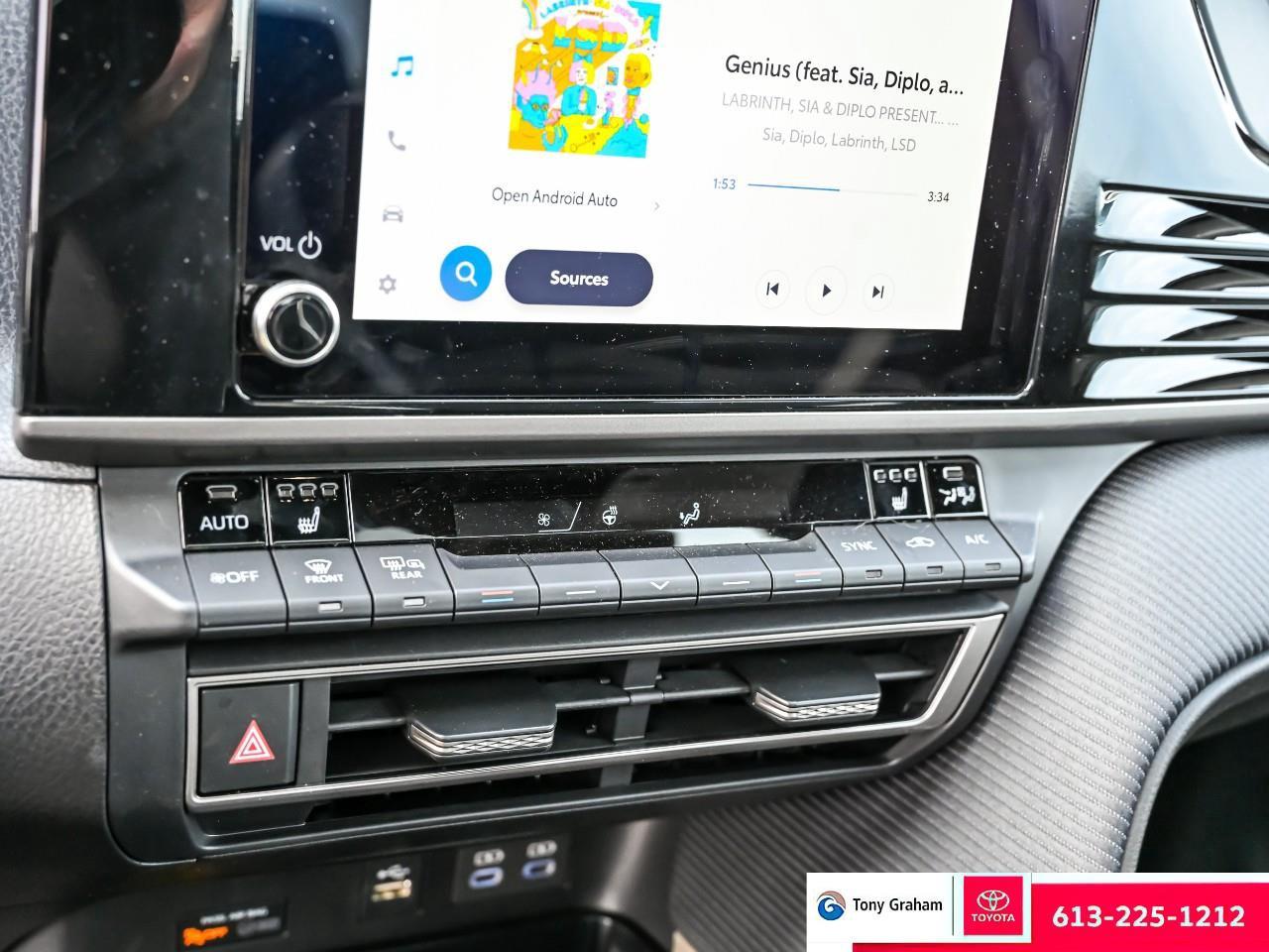 2026 Toyota Camry SE Upgrade Photo