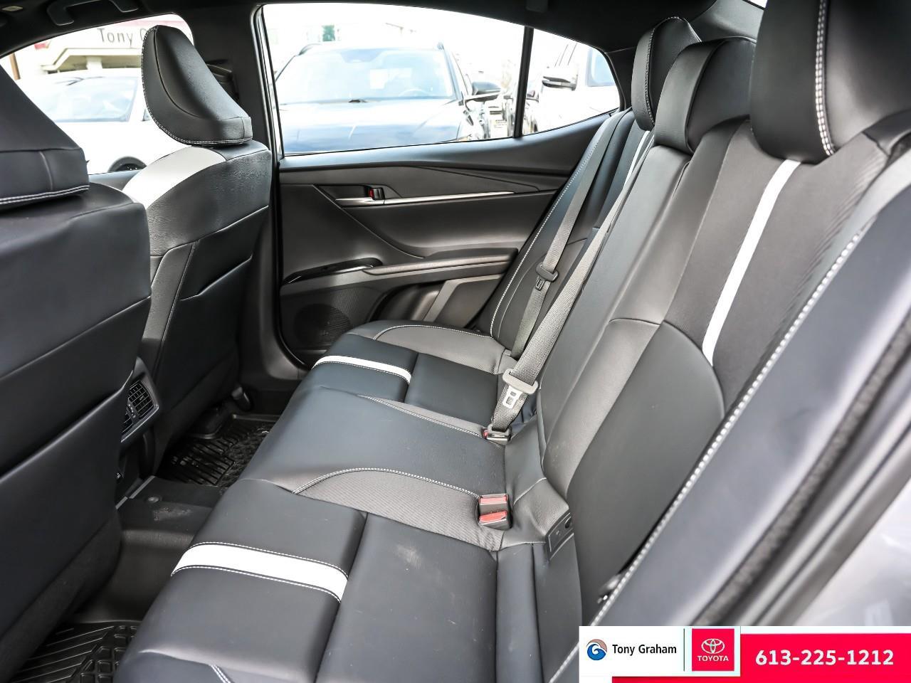 2026 Toyota Camry SE Upgrade Photo