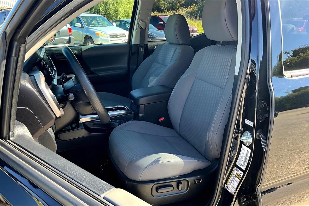 2023 Toyota Tacoma  Photo2