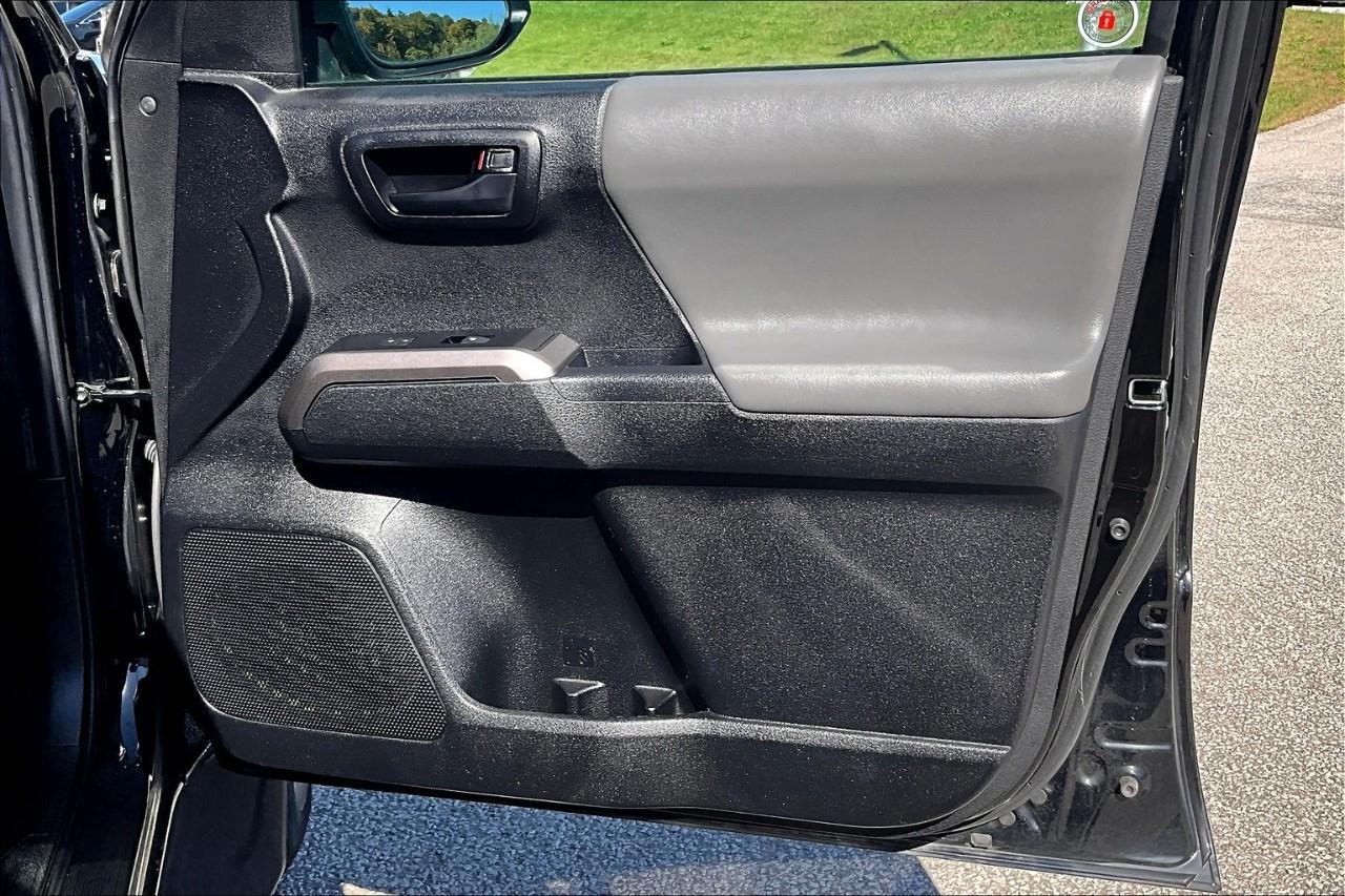 2023 Toyota Tacoma  Photo