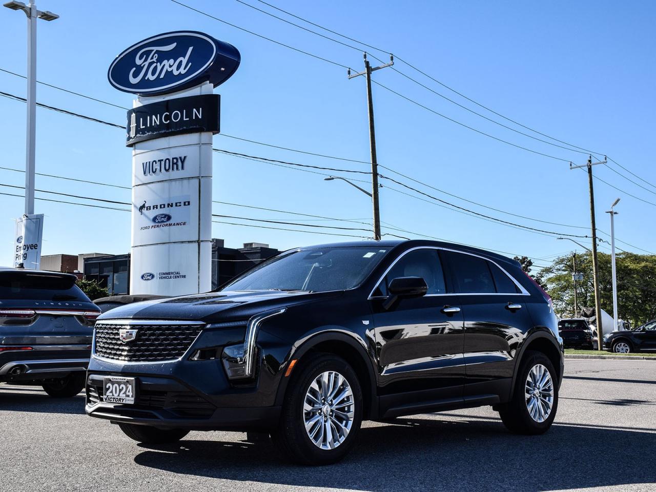 Used 2024 Cadillac XT4 Luxury BLIS | Lane Keeping | Heated Seats | for sale in Chatham, ON