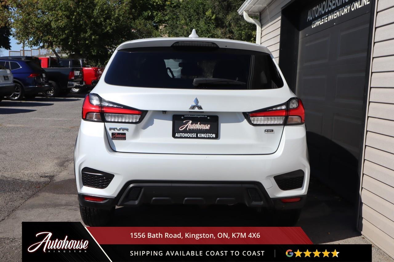 2023 Mitsubishi RVR SE LANE DEPARTURE WARNING - AWD Photo4