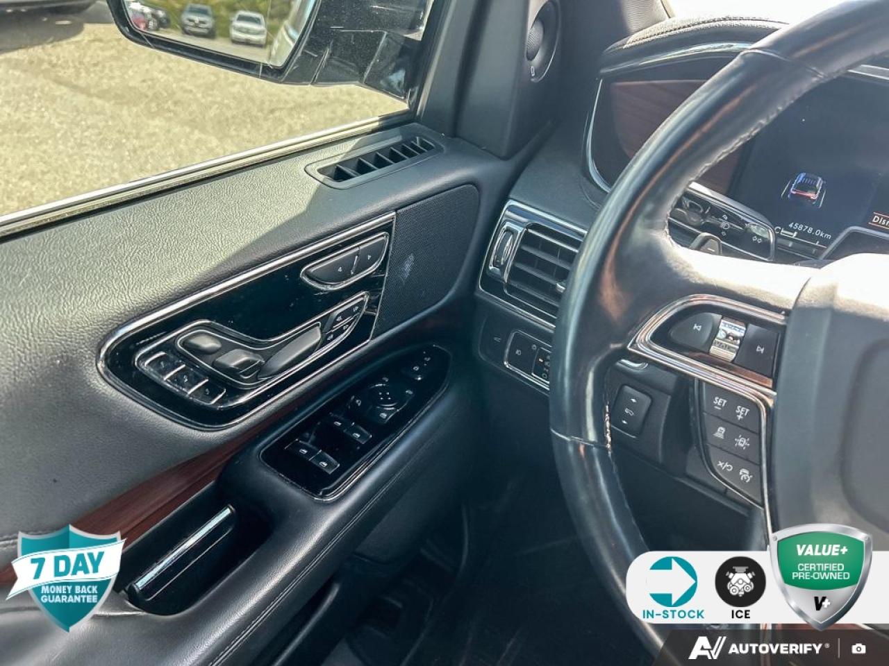 2023 Lincoln Navigator L Reserve EQUIP GRP 200A | 2ND ROW HTD/VENT MULTI-CONTOUR SE Photo