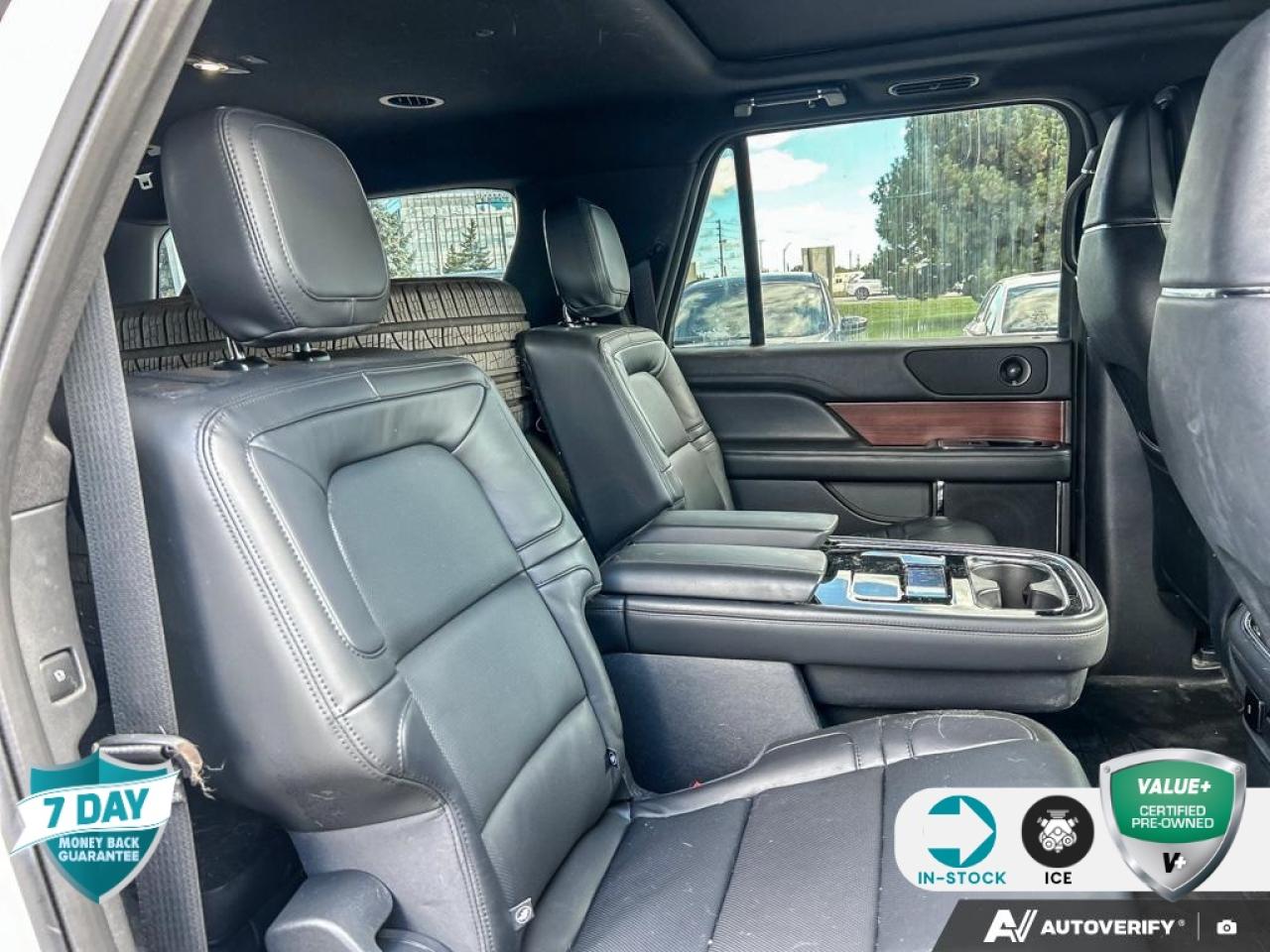 2023 Lincoln Navigator L Reserve EQUIP GRP 200A | 2ND ROW HTD/VENT MULTI-CONTOUR SE Photo