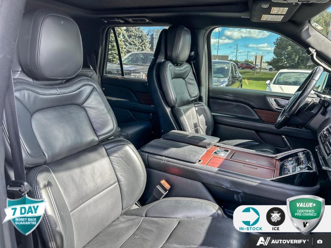 2023 Lincoln Navigator L Reserve EQUIP GRP 200A | 2ND ROW HTD/VENT MULTI-CONTOUR SE Photo