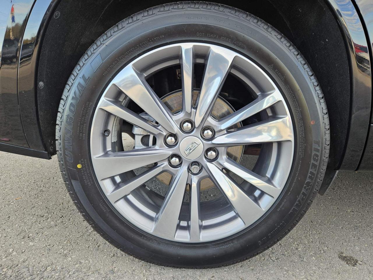 2024 Cadillac XT6 Premium Luxury One Owner | Navigation | Sunroof | 6 Passenger | 20" Wheels Photo