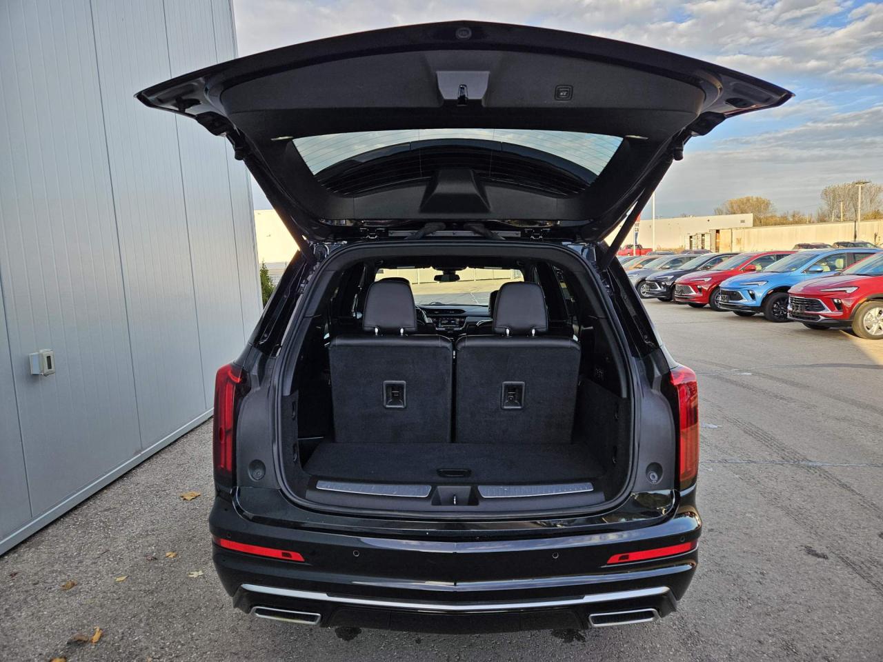 2024 Cadillac XT6 Premium Luxury One Owner | Navigation | Sunroof | 6 Passenger | 20" Wheels Photo