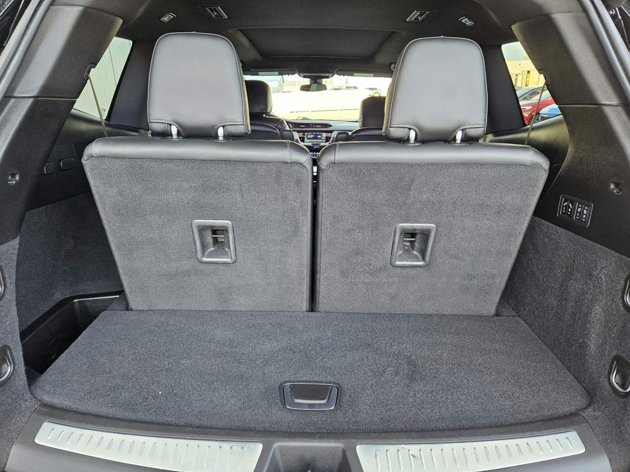 2024 Cadillac XT6 Premium Luxury One Owner | Navigation | Sunroof | 6 Passenger | 20" Wheels Photo