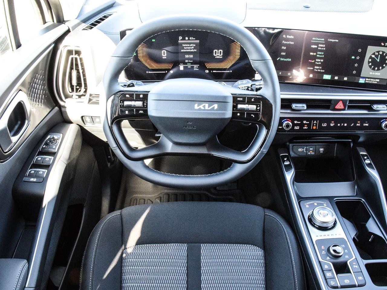 2026 Kia Sorento Plug-In Hybrid 2026 Kia Sorento – Plug-In Hybrid LX Photo