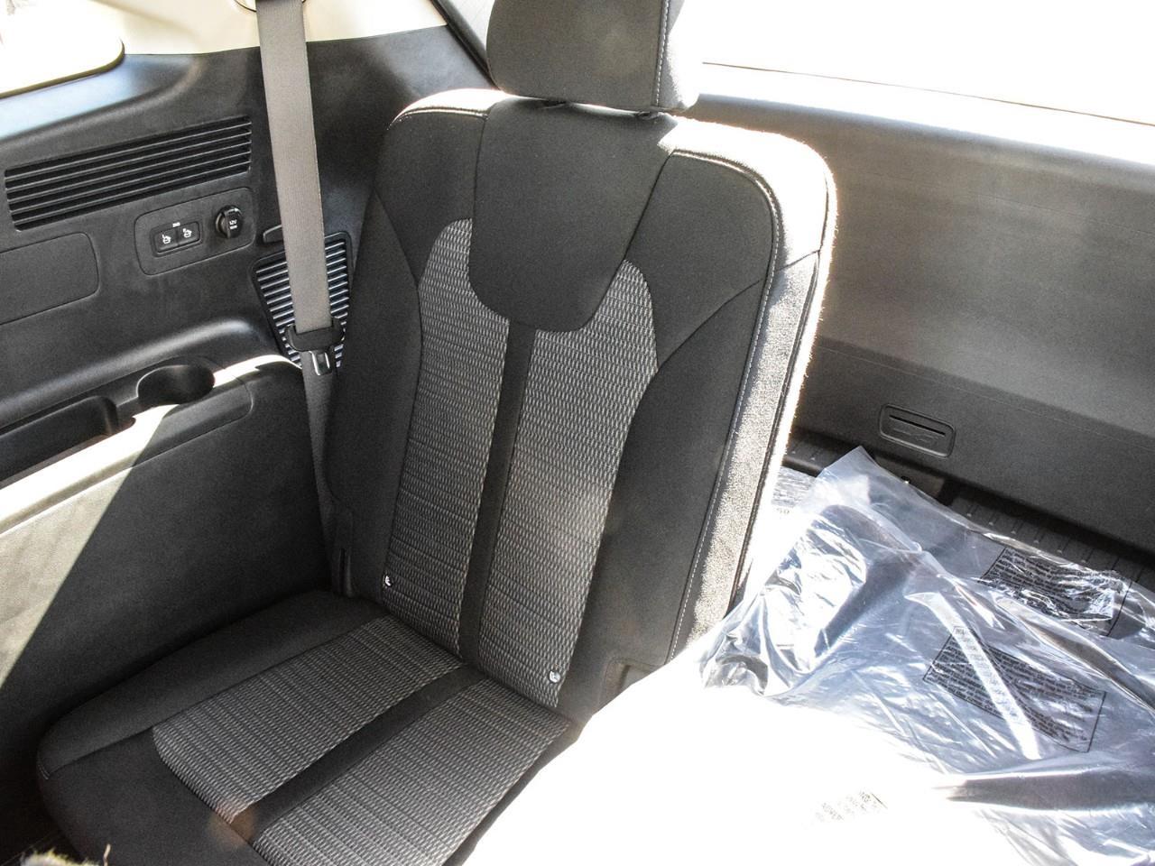 2026 Kia Sorento Plug-In Hybrid 2026 Kia Sorento – Plug-In Hybrid LX Photo