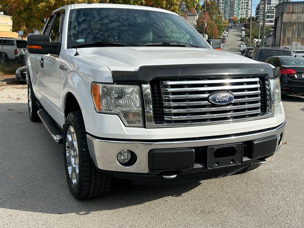 2011 Ford F-150 XLT - Photo #4